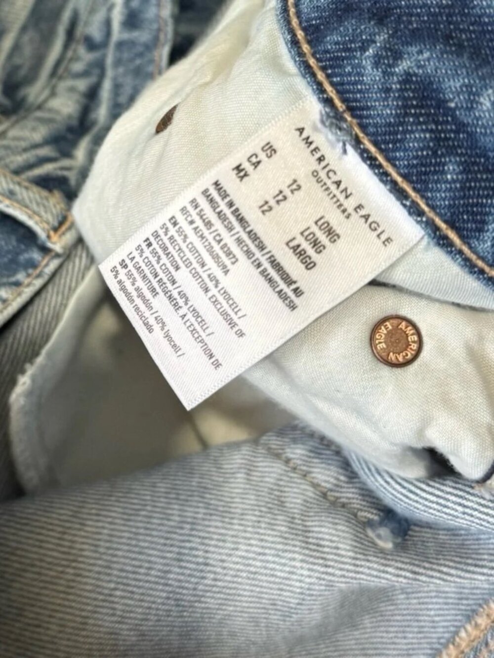 American Eagle Super High Rise Baggy Wide Leg Jeans 12 L | Distressed Raw Hem - Picture 6 of 8